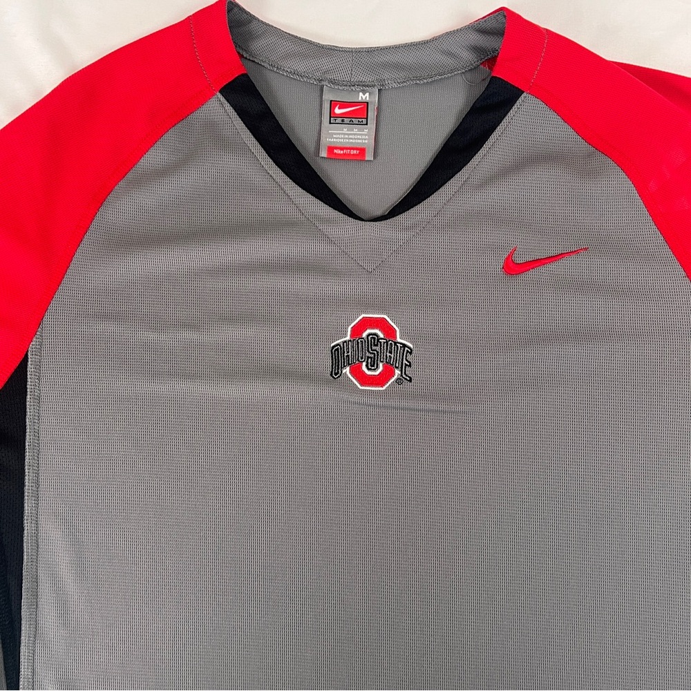 Nike Ohio State Buckeyes Team Jersey Mens Medium Grey Red‎ Nike FIT DRY Training